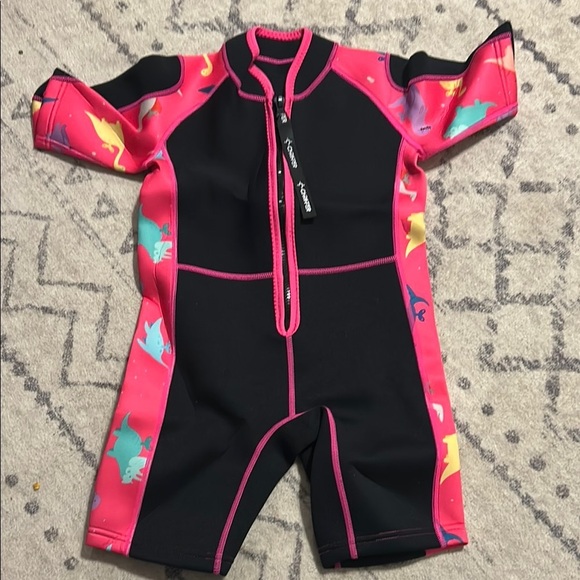 Kids Swim Wetsuit - Black and Pink NWOT - Picture 2 of 6